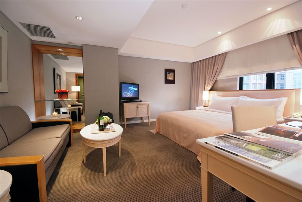 เวลคัม โฮเต็ล Hotel ไทเป ภายนอก รูปภาพ