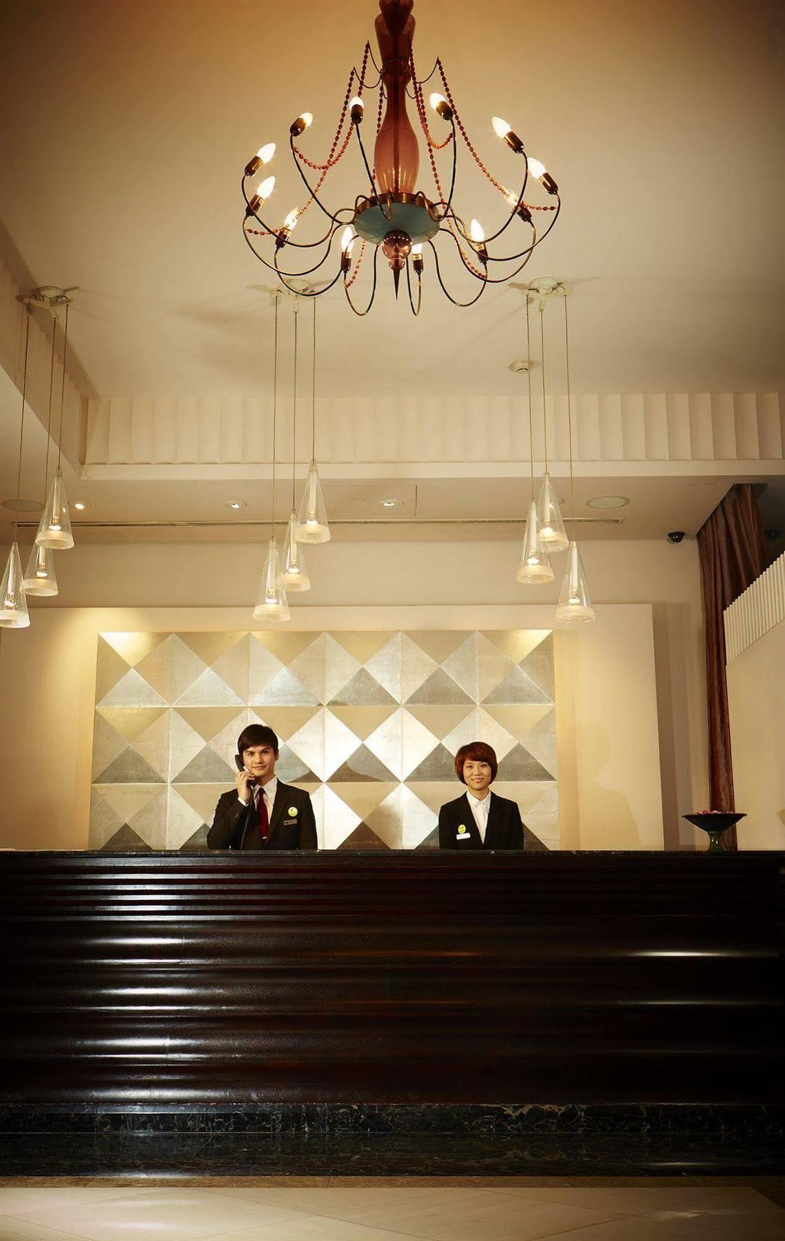 เวลคัม โฮเต็ล Hotel ไทเป ภายนอก รูปภาพ